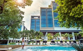 Four Seasons Hotel At Chao Phraya River